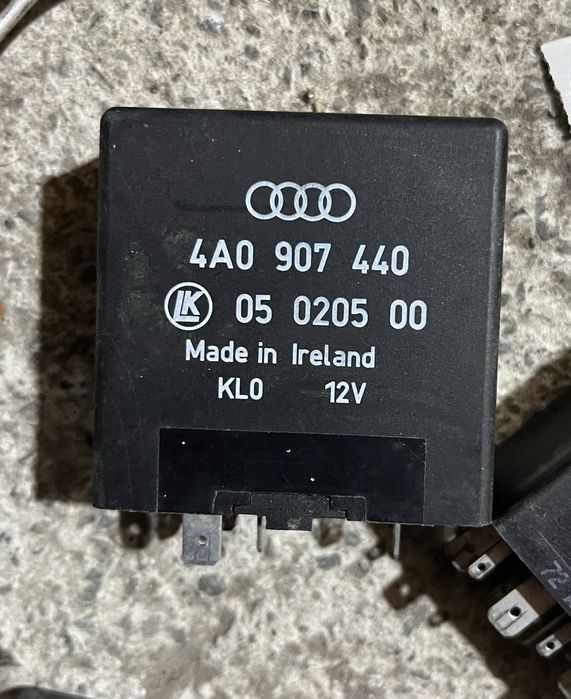 Реле Audi (a3,a4,a6 1997-2004) /Volkswagen . Оригінал
