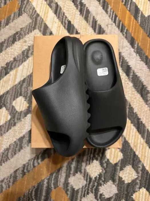 Adidas Yeezy Slide Czarny  R.42