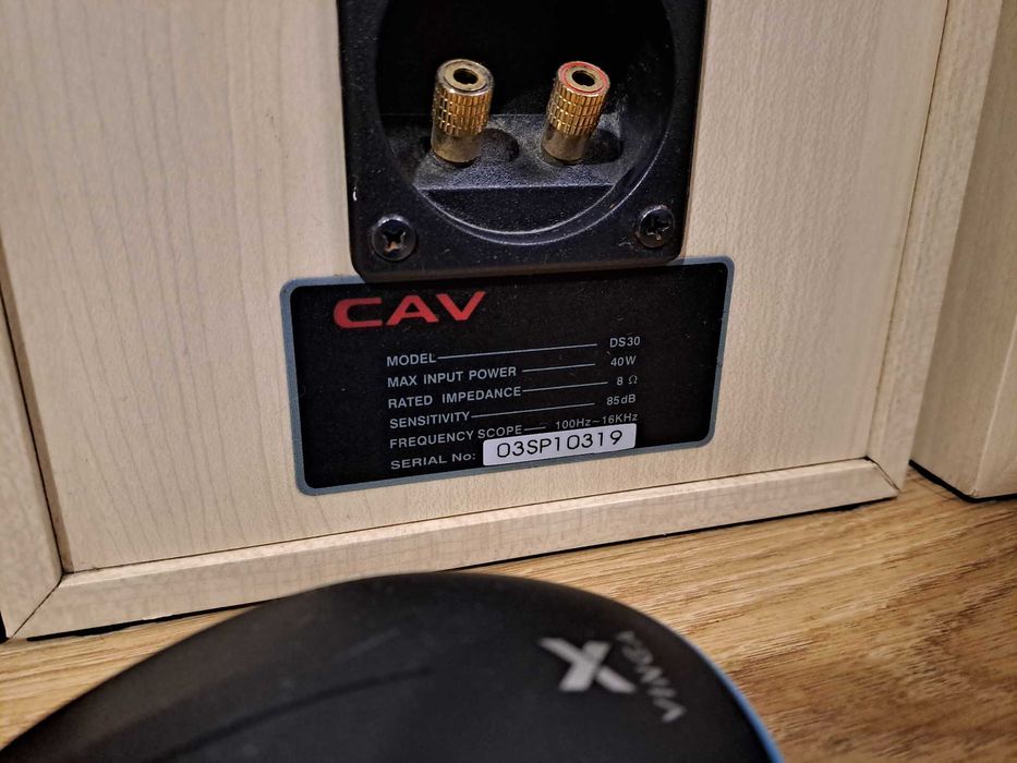 Продаж дерев'яних Пасивних колонок genius  5.1