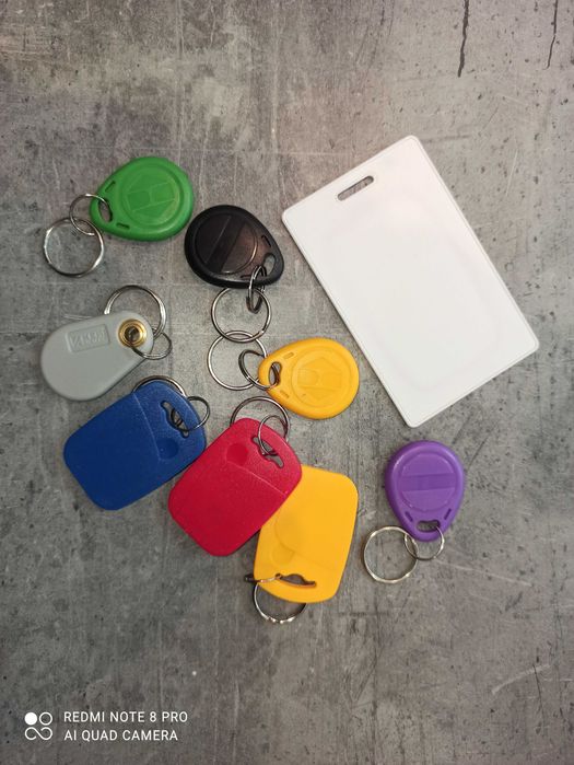 Kopiowanie pestek pastylek kart dostępu RFID HID UHF RF Od ręki !
