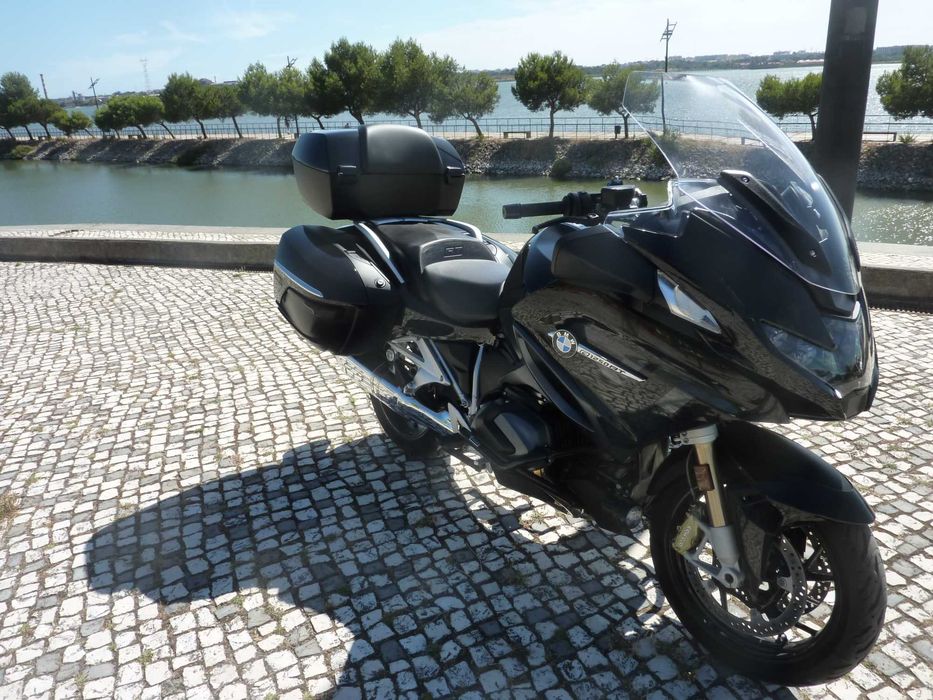 BMW R 1250 RT "Triple Black
