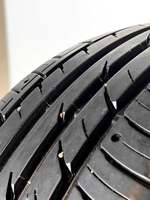 Pneus Falken Ziex ZE914 - 215/40/16 - Como NOVOS