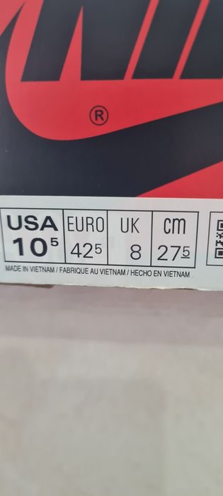 Ténis novos a estrear na caixa Nike AIR JORDAN 1 high retro OG 42,5.