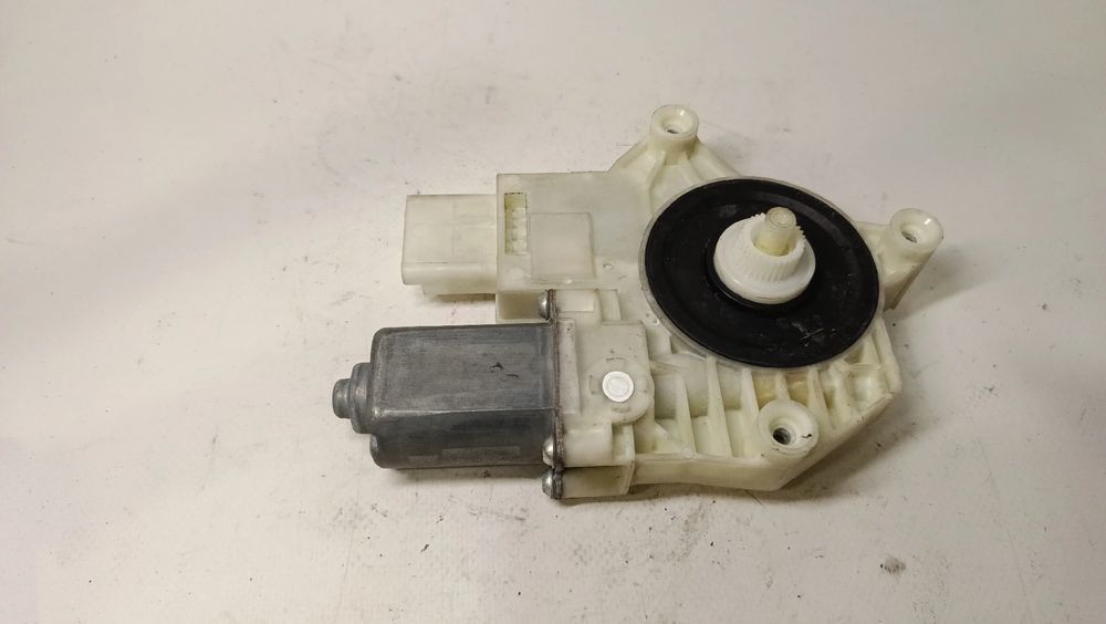 Motor vidro frente esquerdo RENAULT Clio V (BF_)