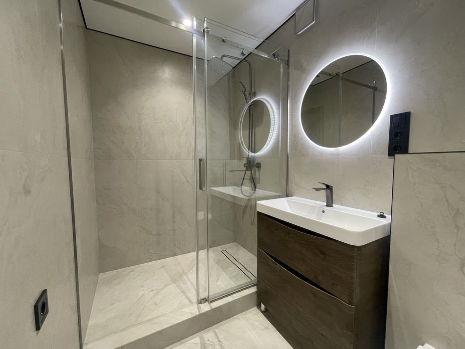 3 кім.квартира з Новим ремонтом Укомплектованою кухнею Панчішна ф-ка