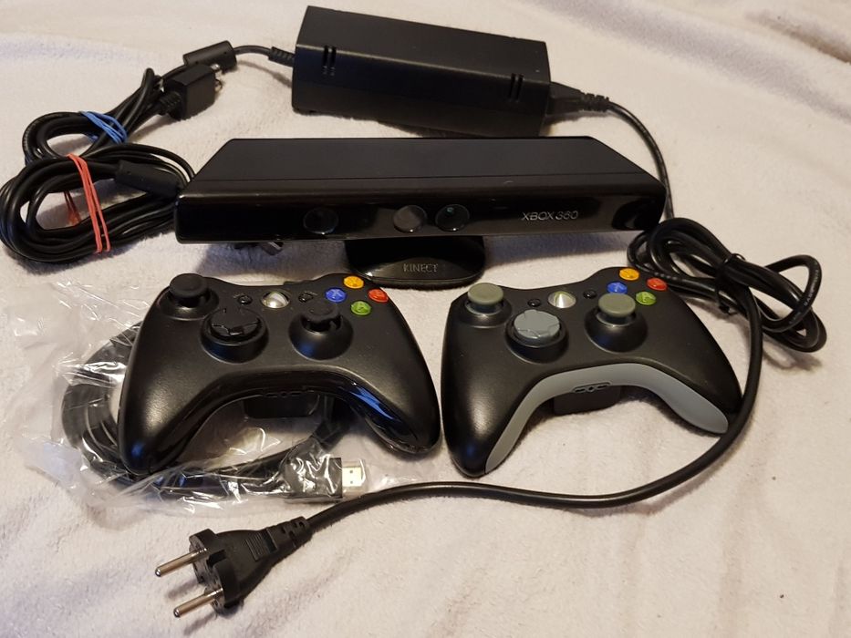 Xbox 360 s 250gb 2xpad Kinect komplet gry gratis
