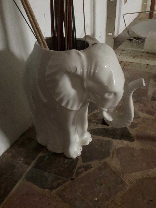 Elefante cerâmica