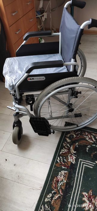 Wózek inwalidzki nowy