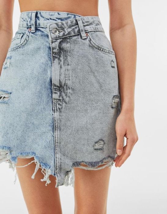 Стильна джинсова юбка в двох тонах bershka