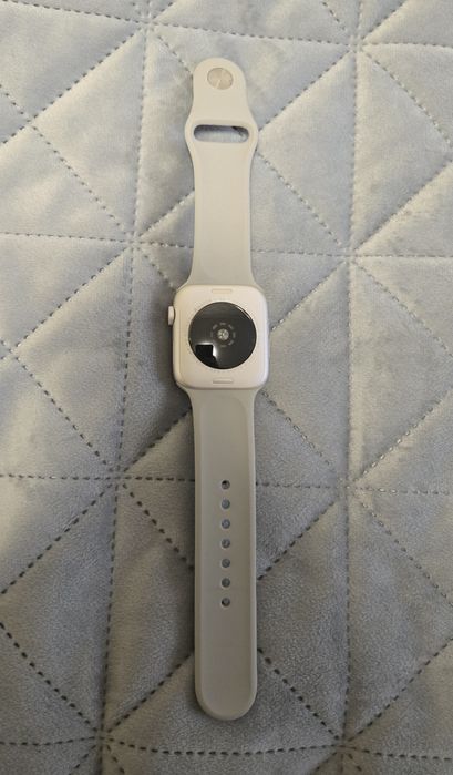 Apple Watch SE 2 44mm Starlight 100% батарея