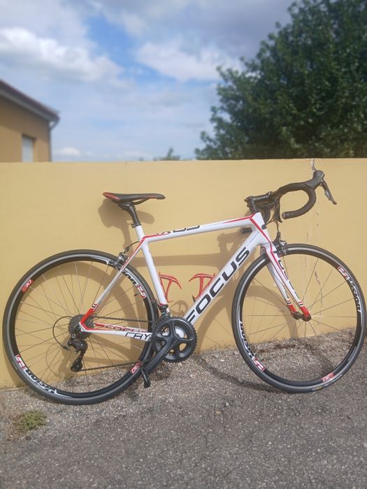 Bicicleta de Corrida em Carbono