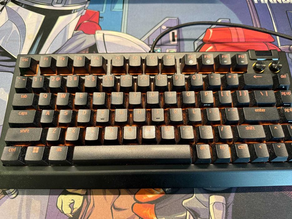 Razer BlackWidow V4 75% Layout US with Yellow + Orange Switches64283863002498122