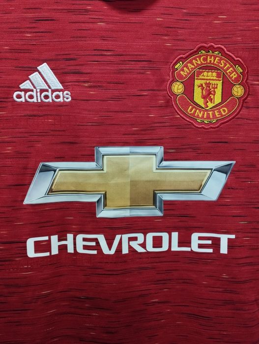 Футболки  Manchester United та Nottingham Forest