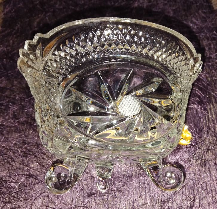 Винтажная хрустальная ваза на 3 ножках.Германия.