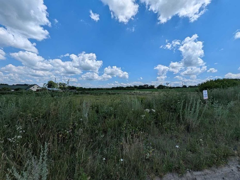 Продамо фасадну ділянку 73 сотки над трасою