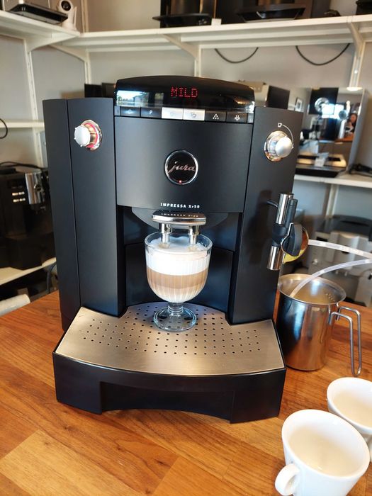 Ekspres Jura XF50   do biura lub małe gastro