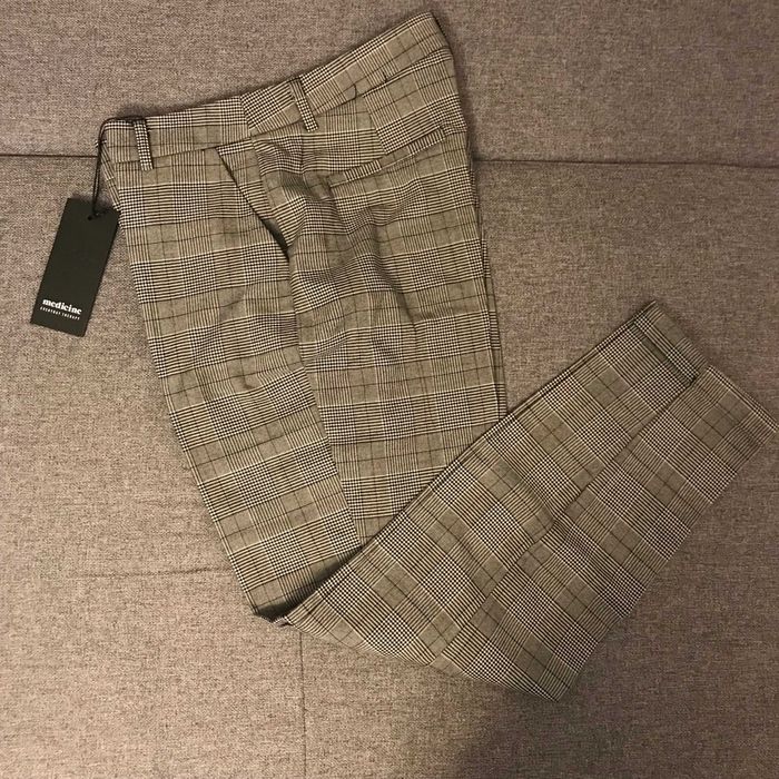 Spodnie Medicine w urocza kratkę - rozm. L - nowe