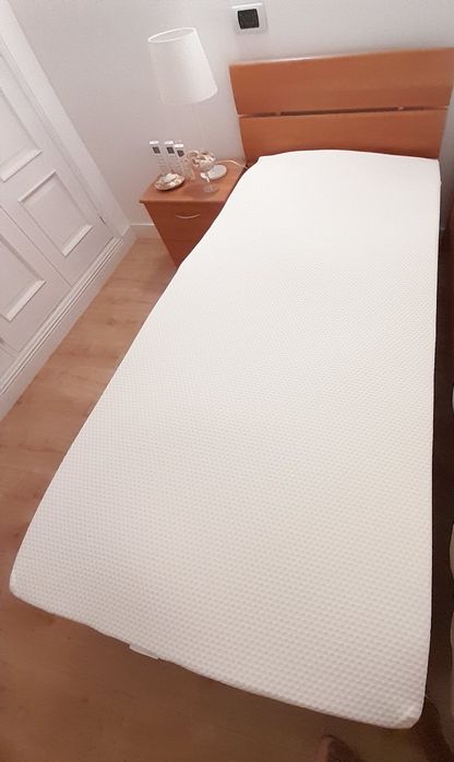 Mattress topper single bed as new ikea