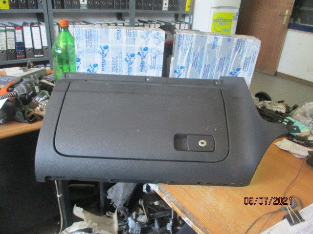 Porta luvas VOLKSWAGEN Golf VI (5K1)