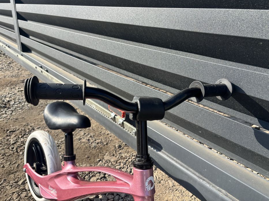 Біговел Lionelo Bart