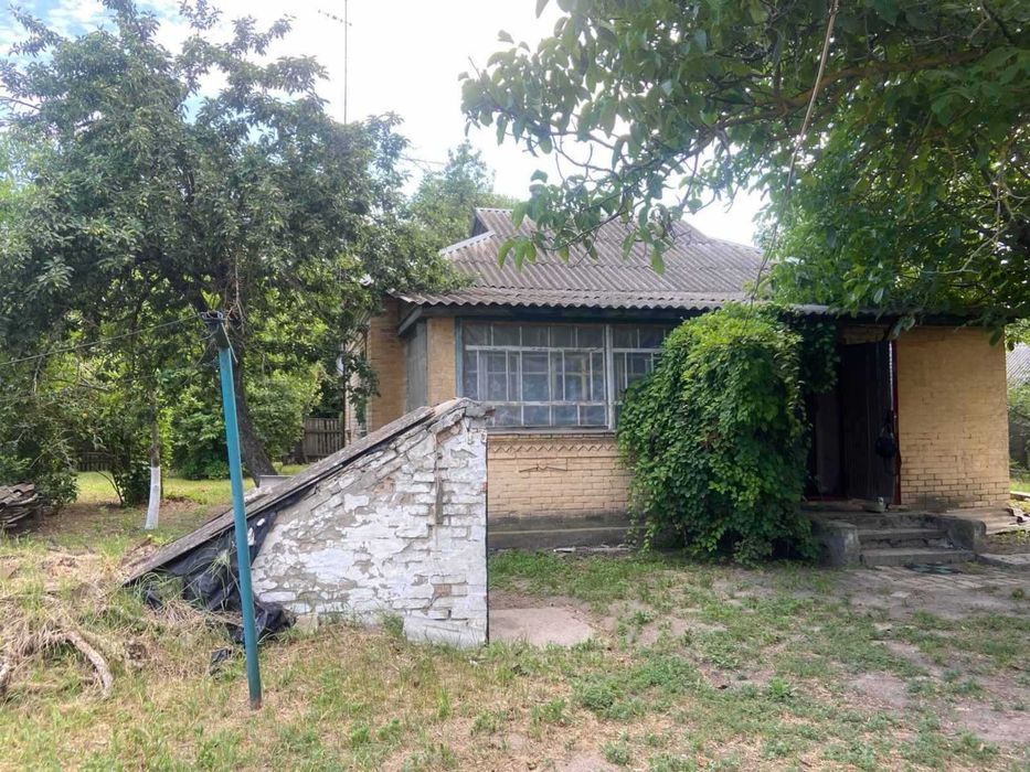 Продається гарний будинок в с. Мошни