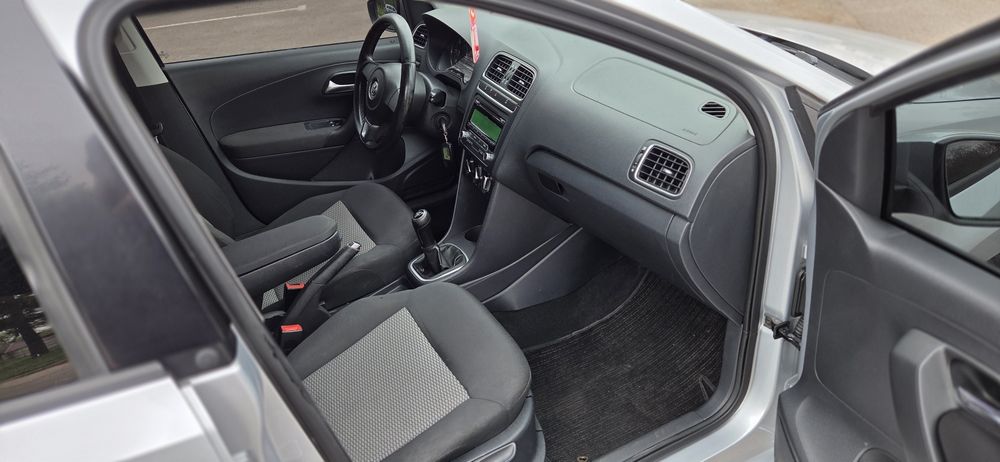 Volkswagen Polo 2012 год