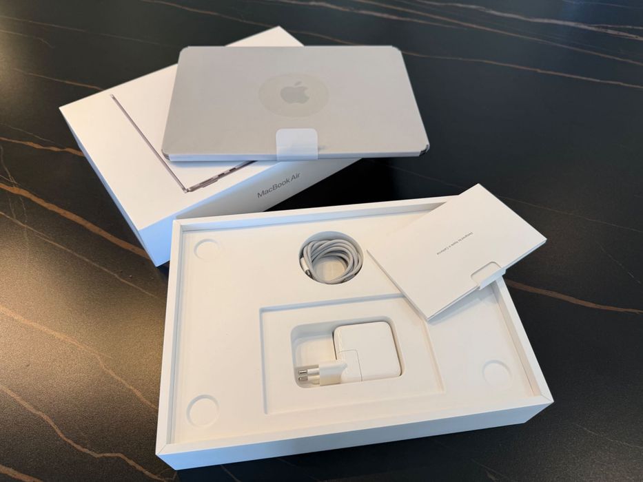 Macbook Air M2 SSD 256Gb (8GB memória Ram) como NOVO, c/Fatura