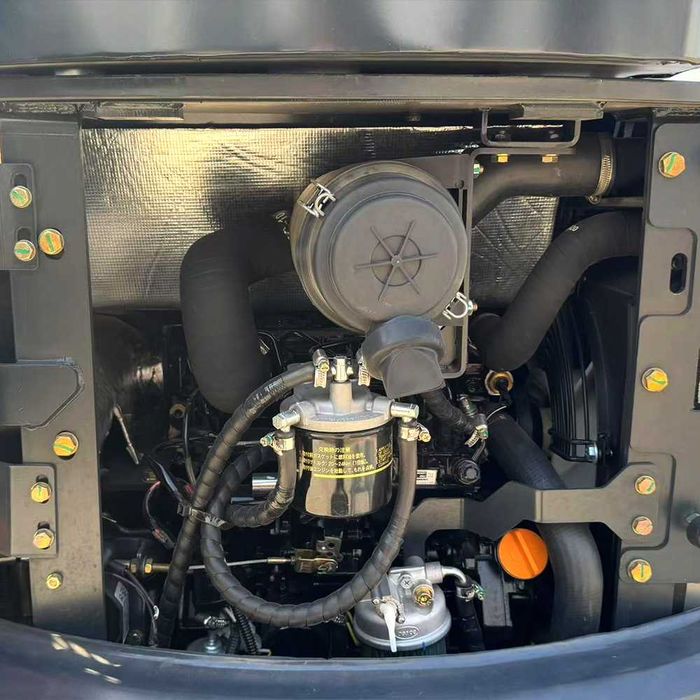Mini Giratória LANDWARD XT25U 2500KG Motor Yanmar