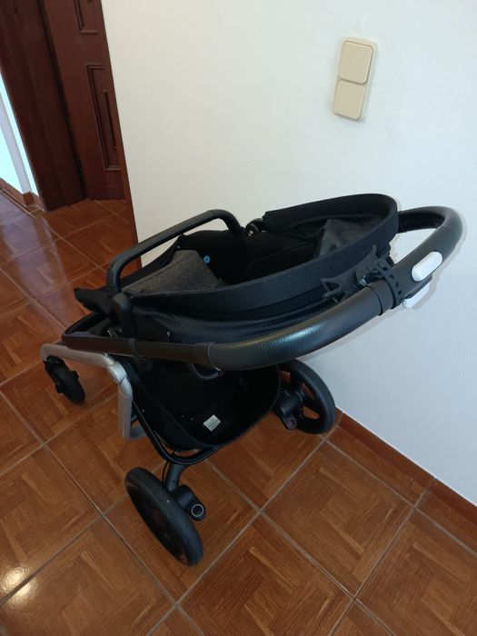 Carrinho bebê-confort