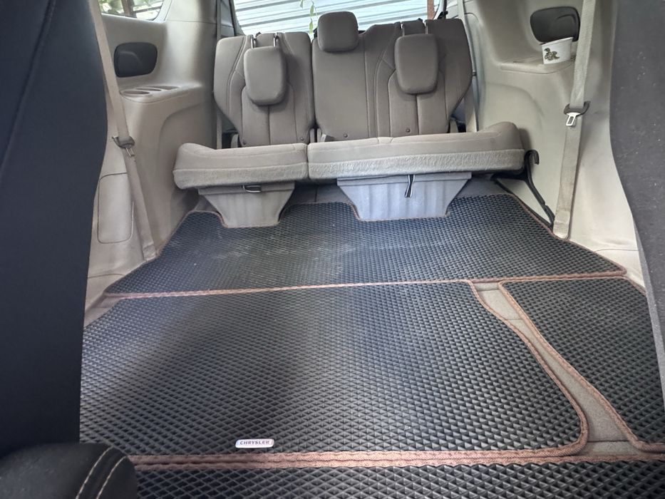 Chrysler Pacifica 2016 Stow 'n Go 3.6л + ГБО