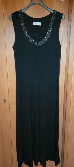 Czarna sukienka midi L