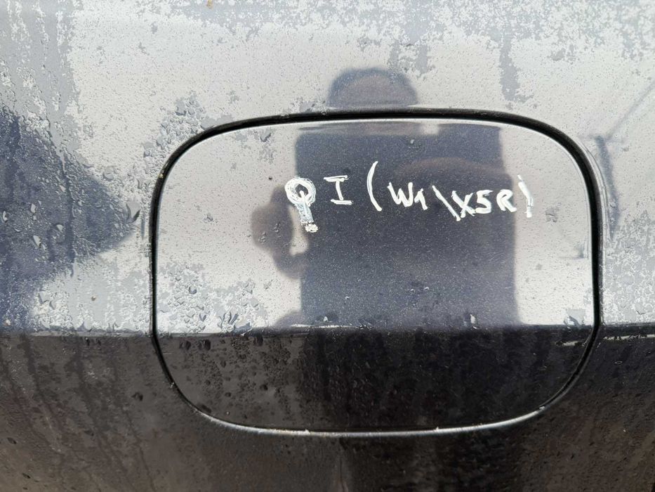 Кришка бензобаку взборі лючок топливного бака A4 B8 Q5 Ауди audi 09-17