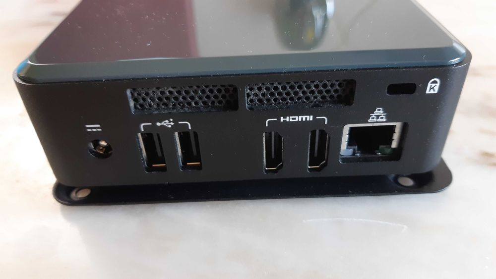 Intel Mini Computers NUC and WsPC64750485376897121