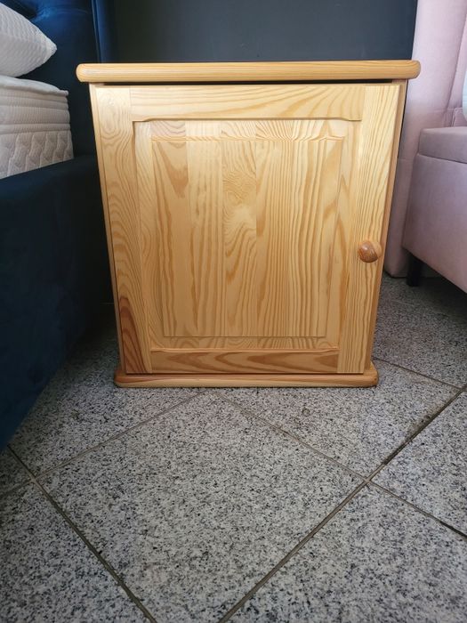 Szafka drewniana sosnowa