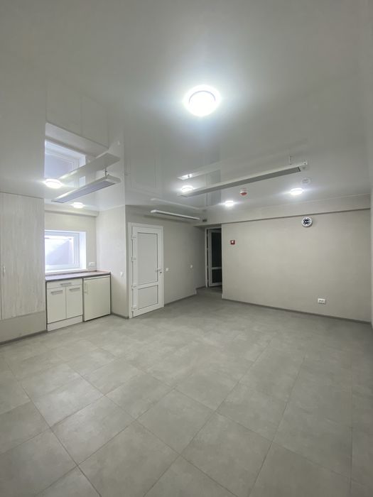 Оренда комерційного приміщення на Урожаї