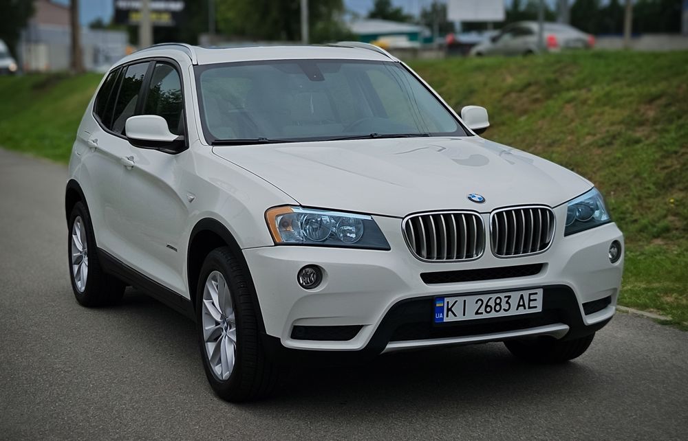 BMW X3 XDrive28i F25 2013р.в. Гарна комплектація та стан.