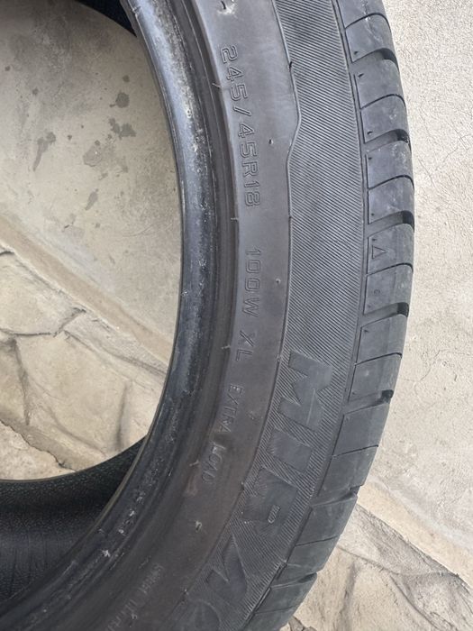Резина літо R18 245/45