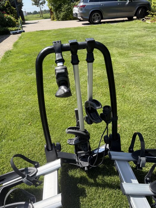 Thule Velocompact 927 na 4 rowery