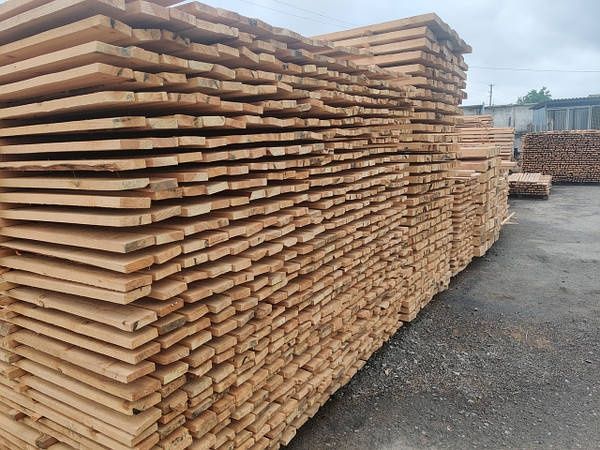 Пиломатеріали сухі сирі.Дошка .бруси рейки.крокви