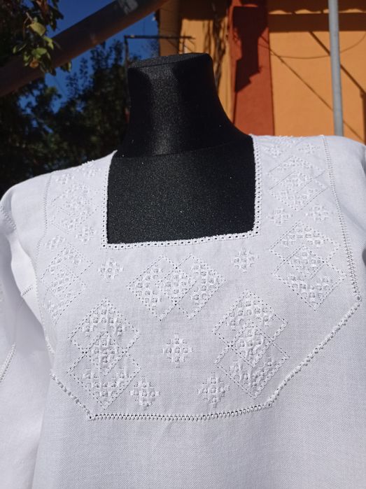 Вишита сорочка біла