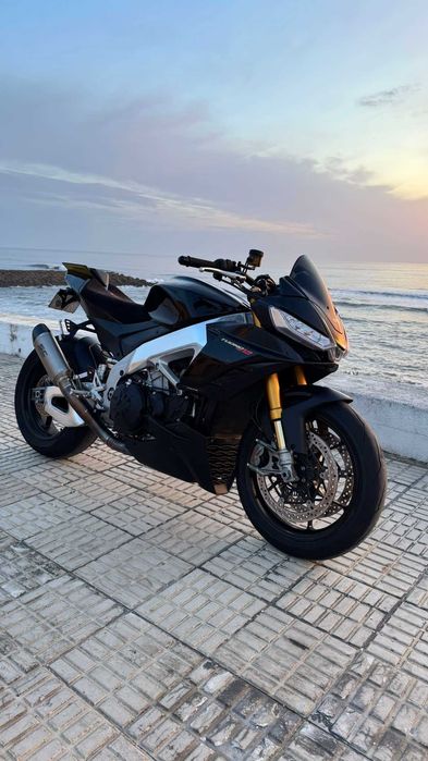Aprilia Tuono Factory