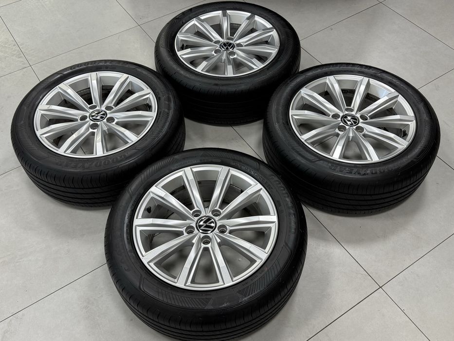 Колеса шини диски в зборі volkswagen 215 55 17