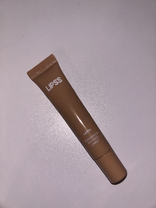 LIPSS Блиск для губ LATTE