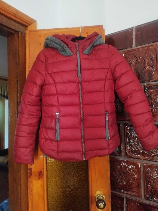 Жіноча демисезонна курточка