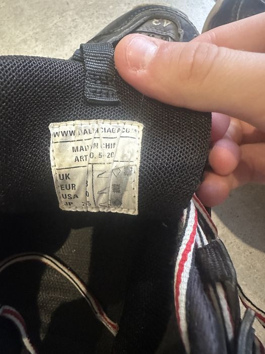 Balenciaga track 1