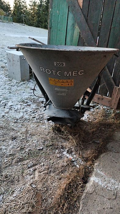 Zamiatarka do iseki traktorka