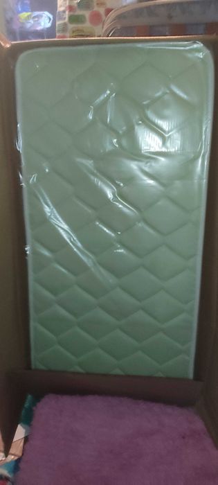 Vendo colchão de bebe para berço