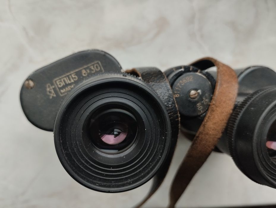 Продаю два бинокля БПЦ5 8х30
