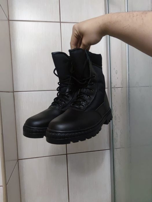 buty męskie 41 unisex CAN eleganckie planowe emo goth skórzane czarne