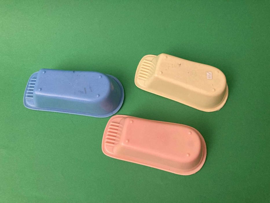 Banheiras em plástico de brincar para bonecas IPAF Anos 70/80